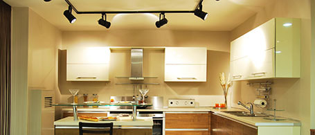 Movable point lights installed in a kitchen